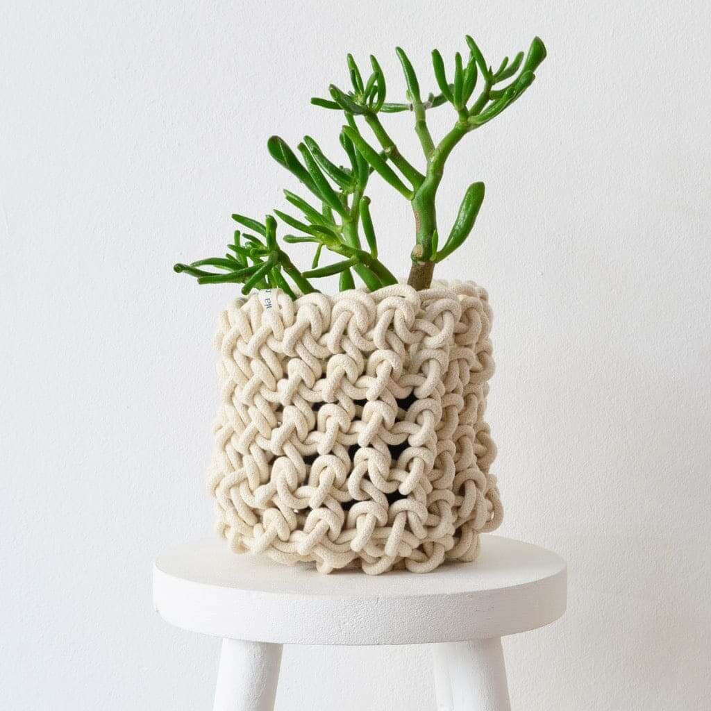 Loadshedding Crochet Planter Ivory